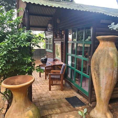 The Old Cabin Hotel Cullinan Exterior photo