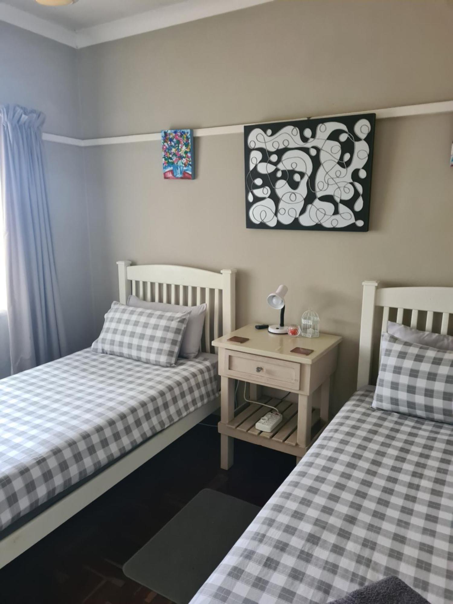 The Old Cabin Hotel Cullinan Room photo