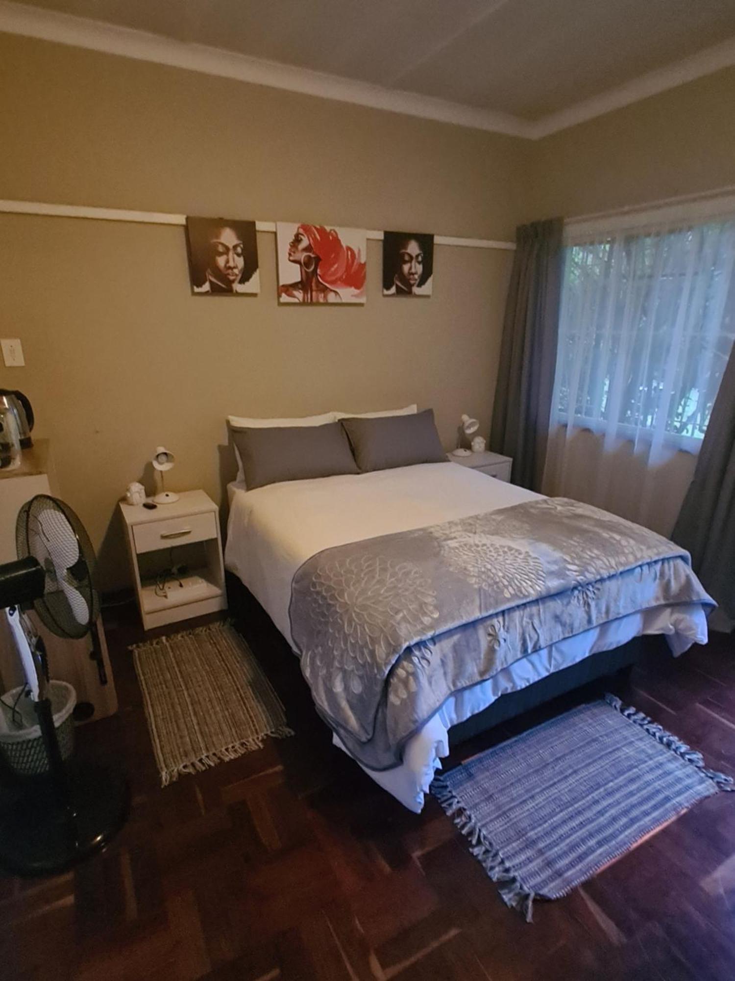 The Old Cabin Hotel Cullinan Room photo